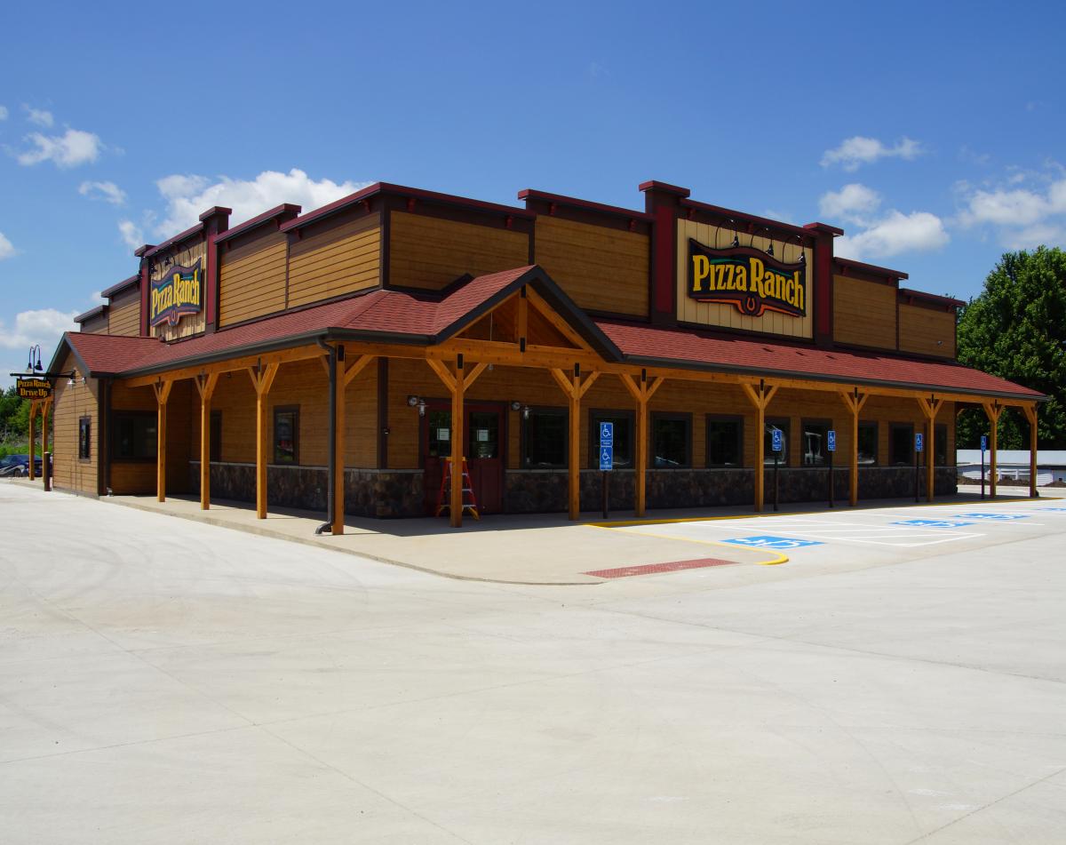 Pizza Ranch-Storm Lake, Iowa 03041