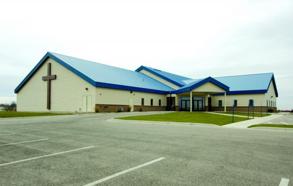 Daybreak Church, Owatonna, Minn.